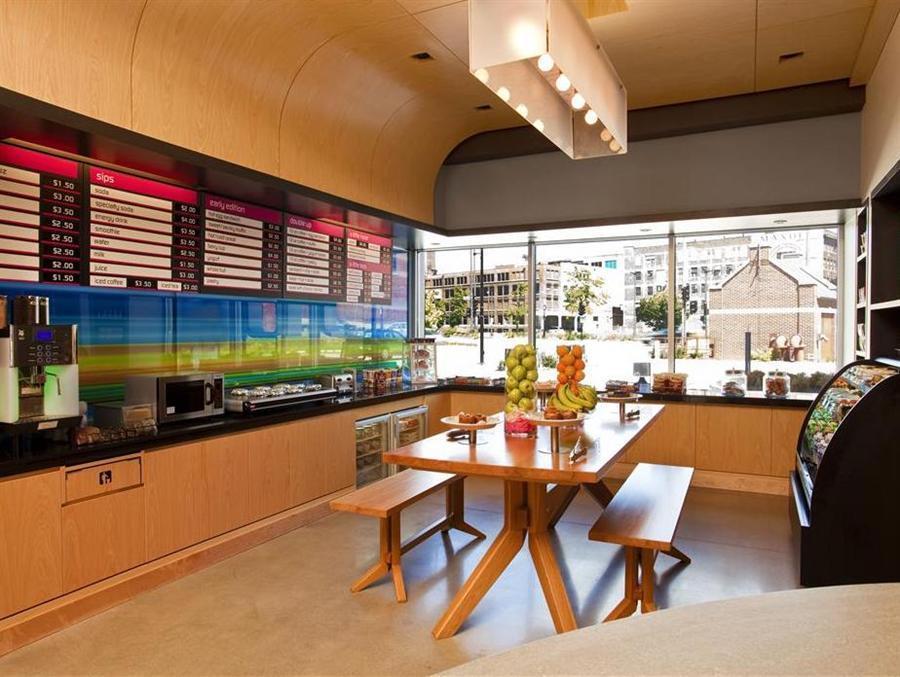 Aloft Hotel Milwaukee Downtown Exterior foto